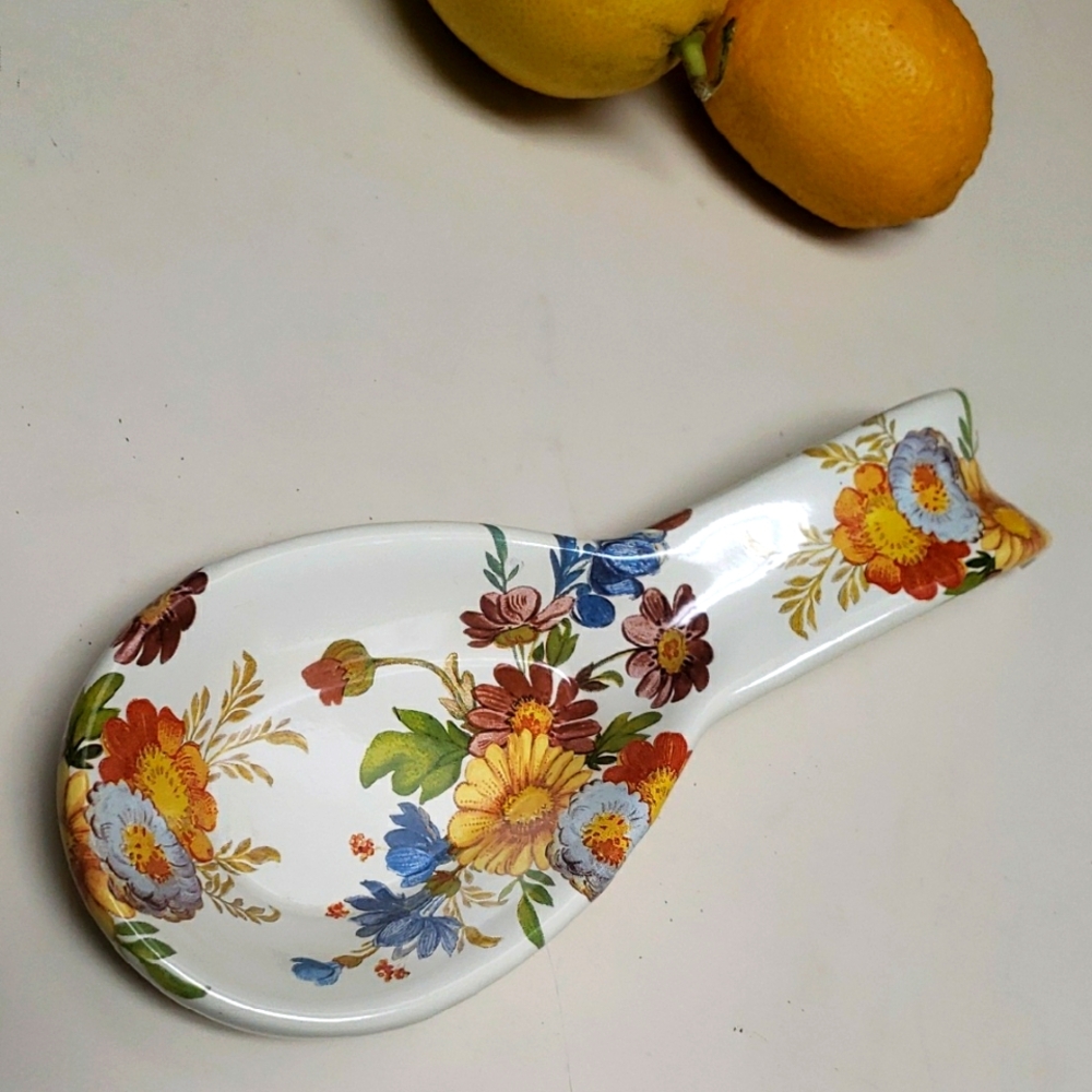 Mackenzie-Childs White Flower Market Spoon Rest-New